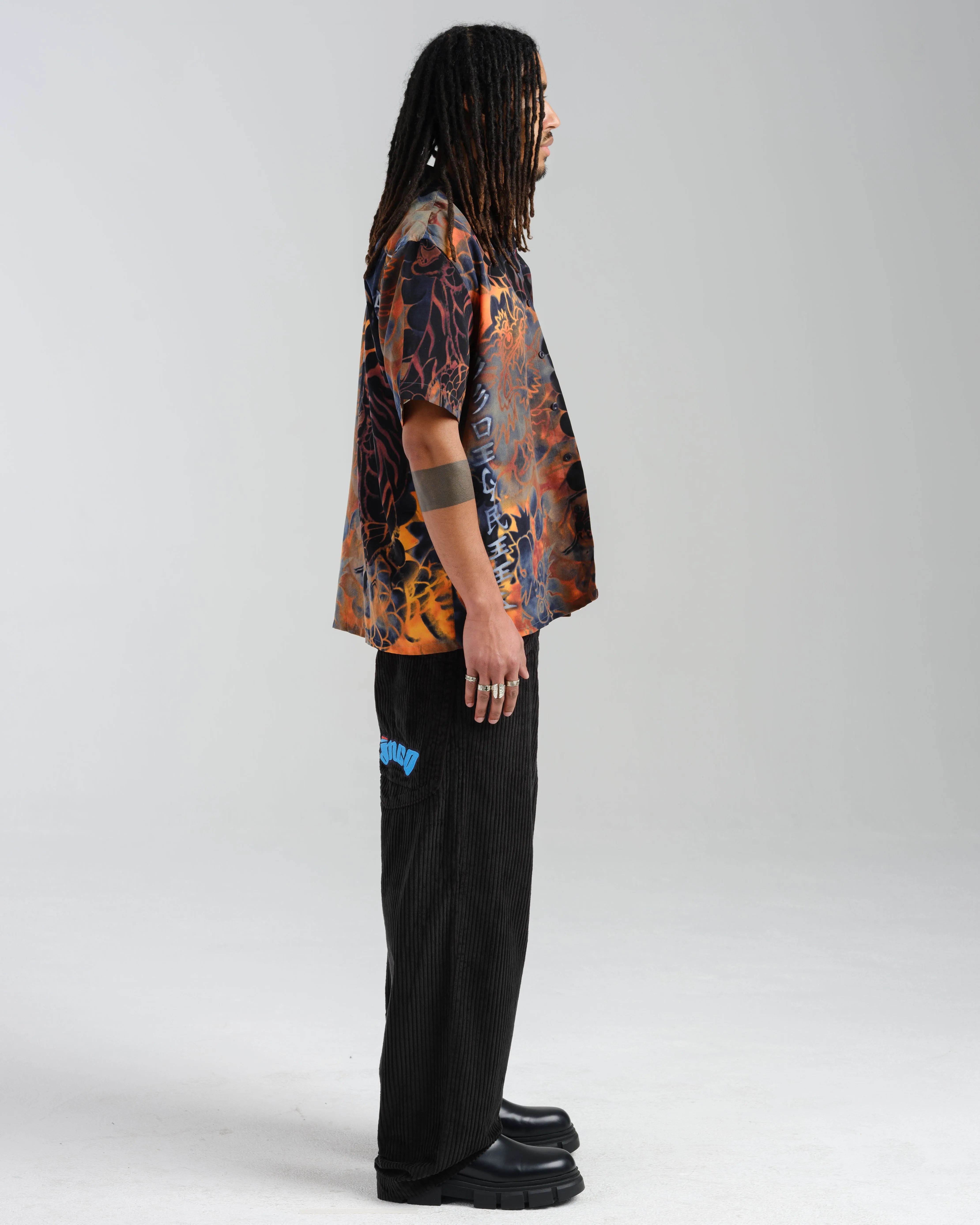 169 Low Down. 20". 4 Wale Corduroy. Black.