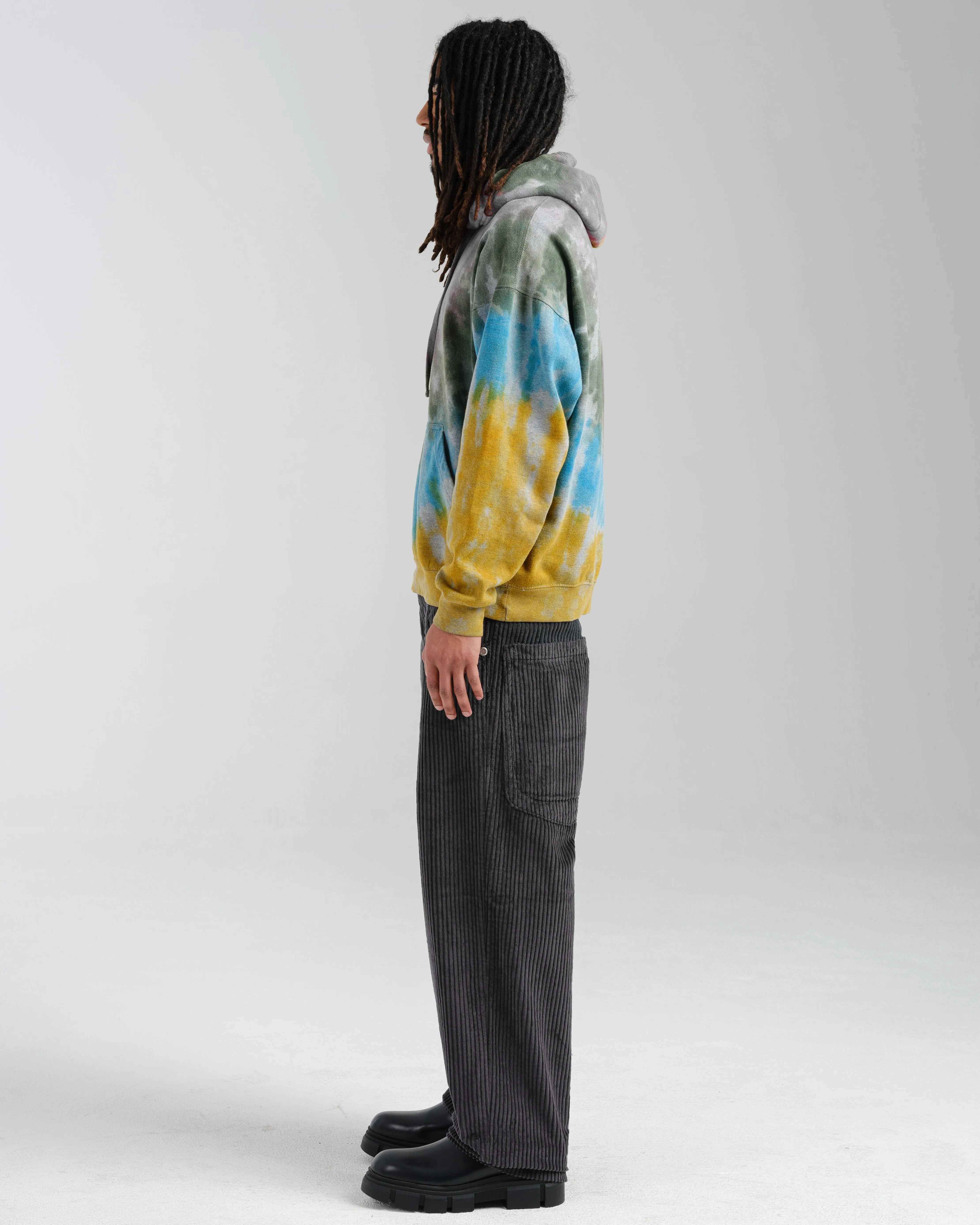 169 Low Down. 20". 4 Wale Corduroy. Magnet.