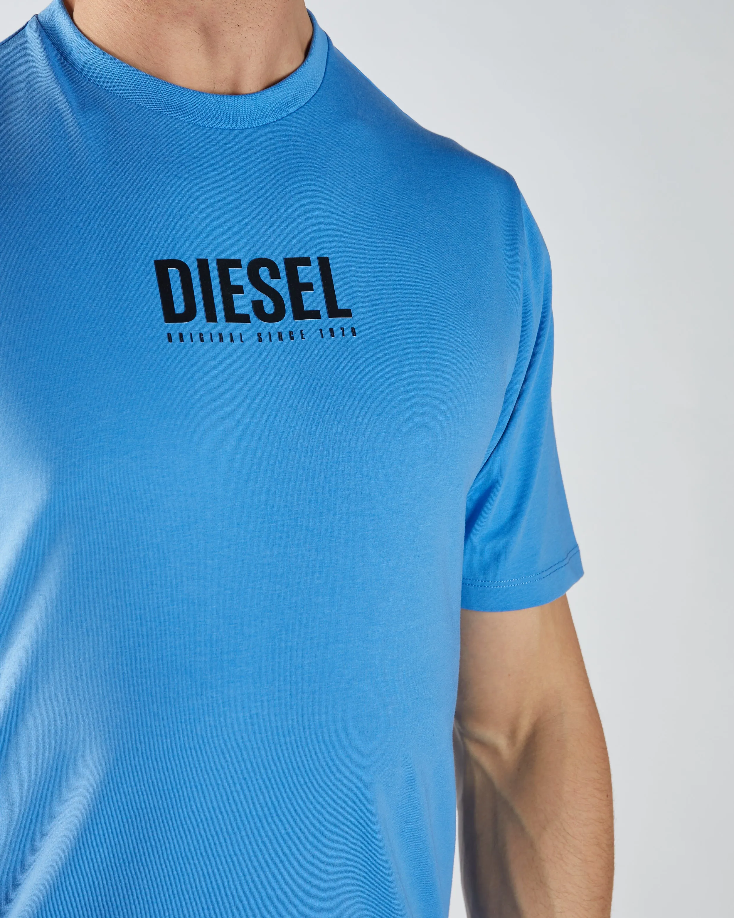 Echo Tee Breezy Blue