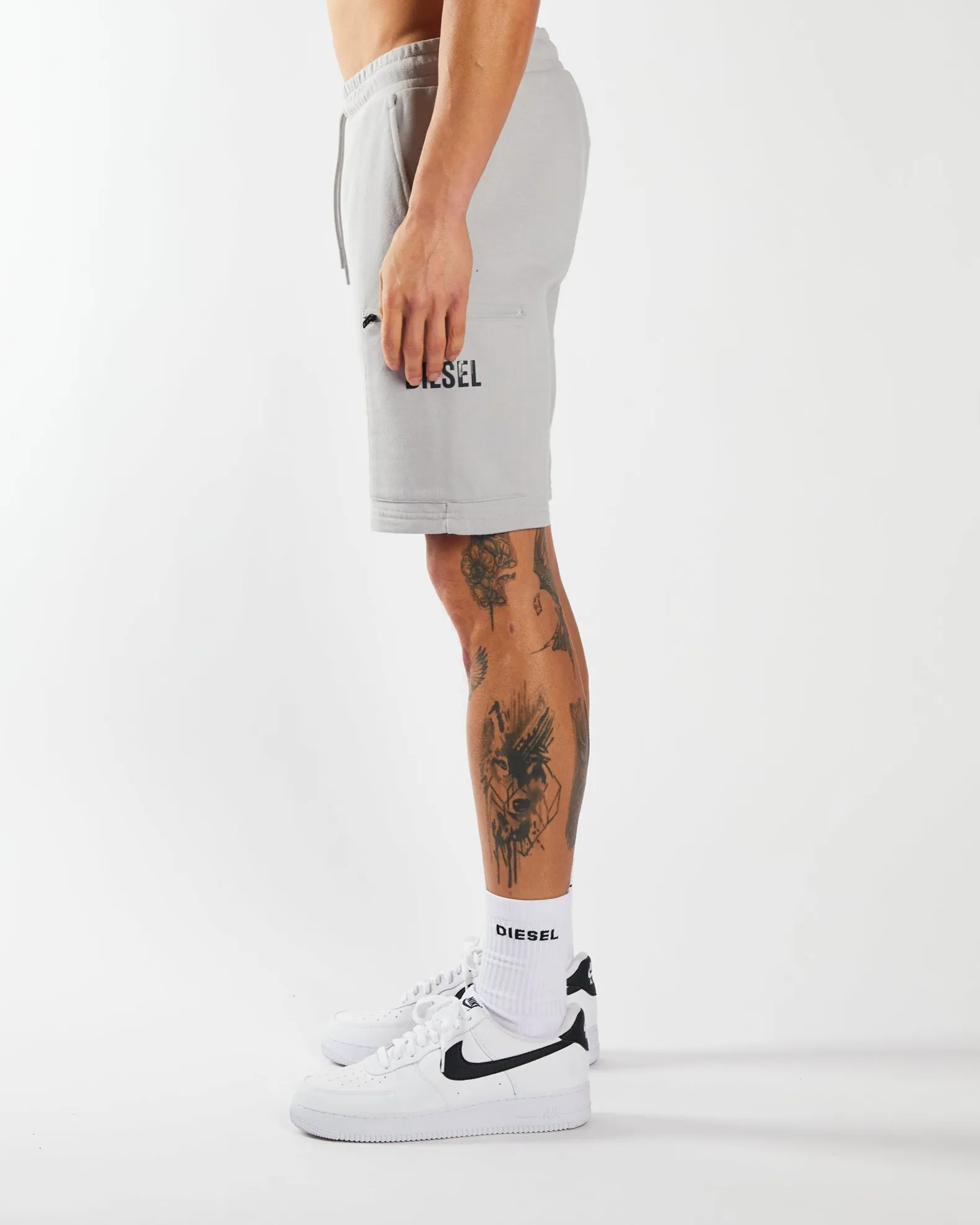 Ekram Short Distant Grey