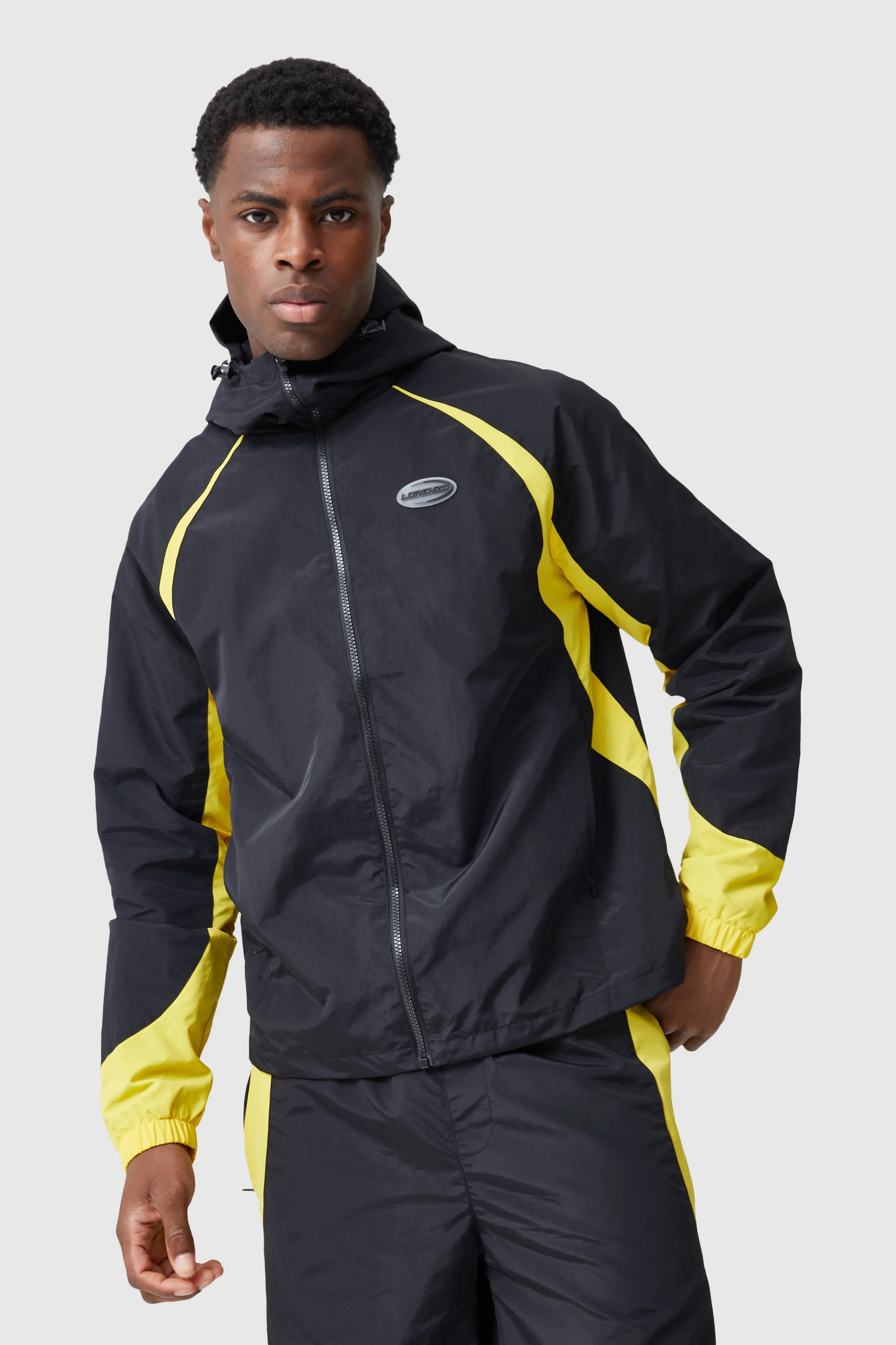 Force Windbreaker - Black/Yellow