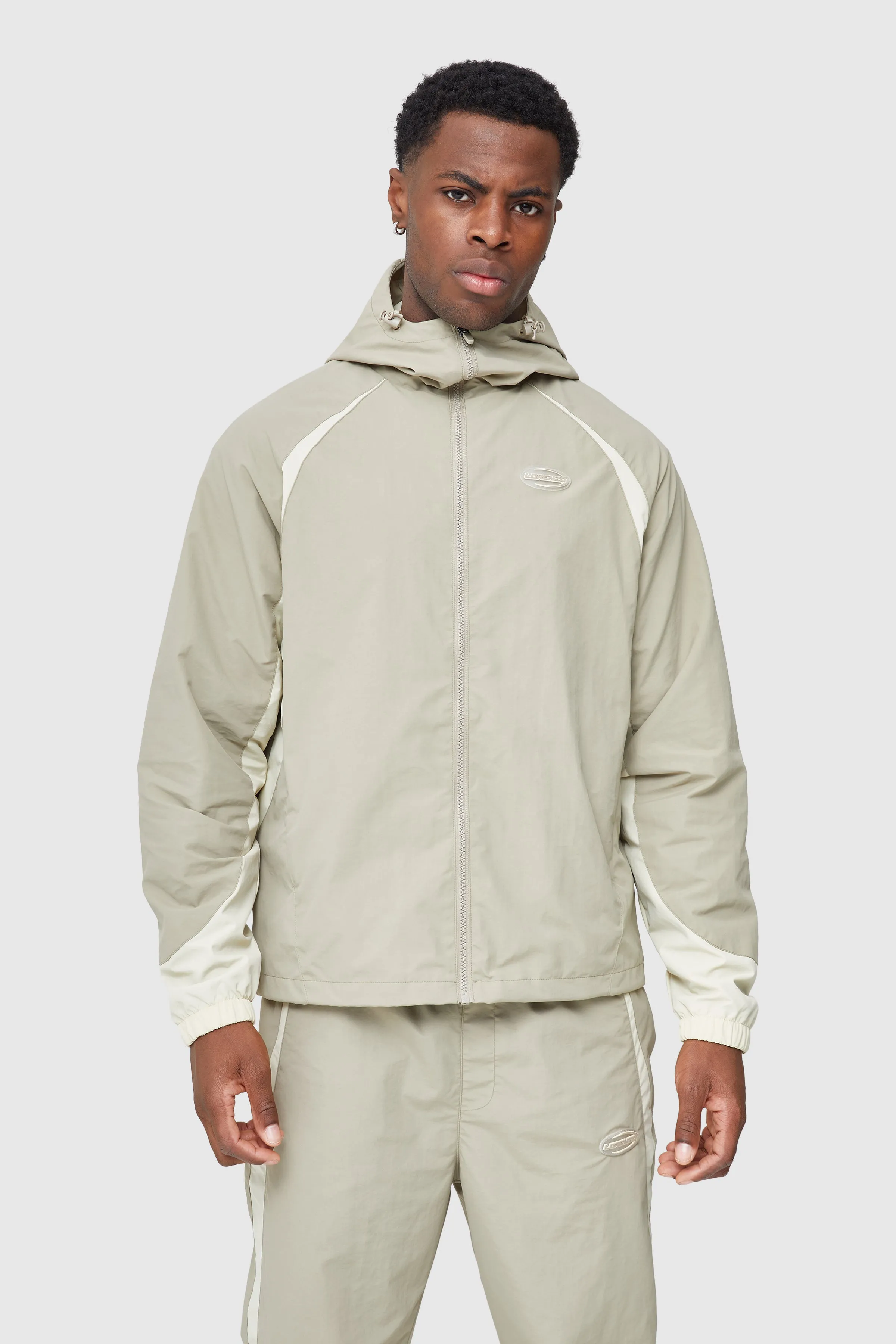 Force Windbreaker - Light Khaki