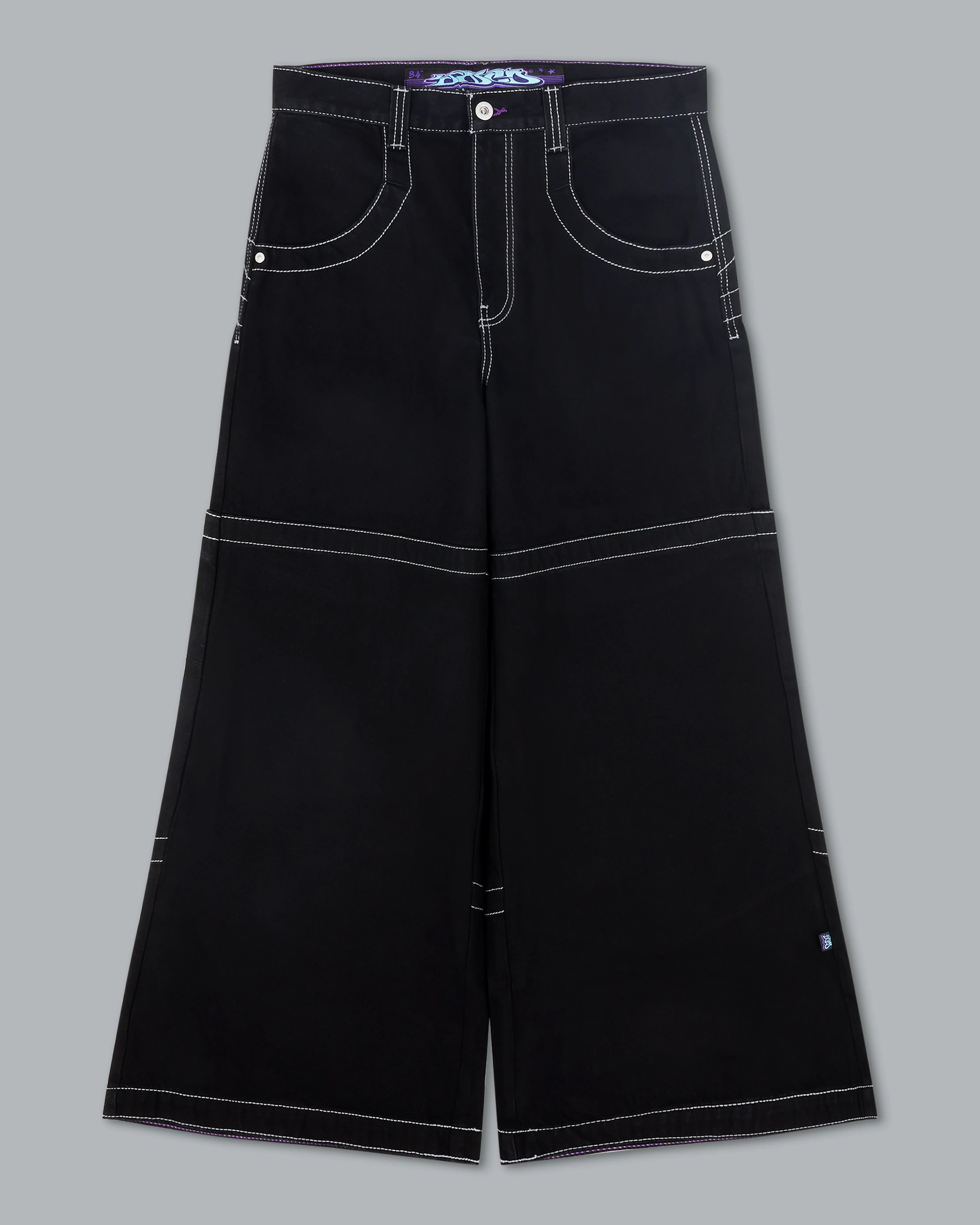 Hangin'. 34". Jet Black.