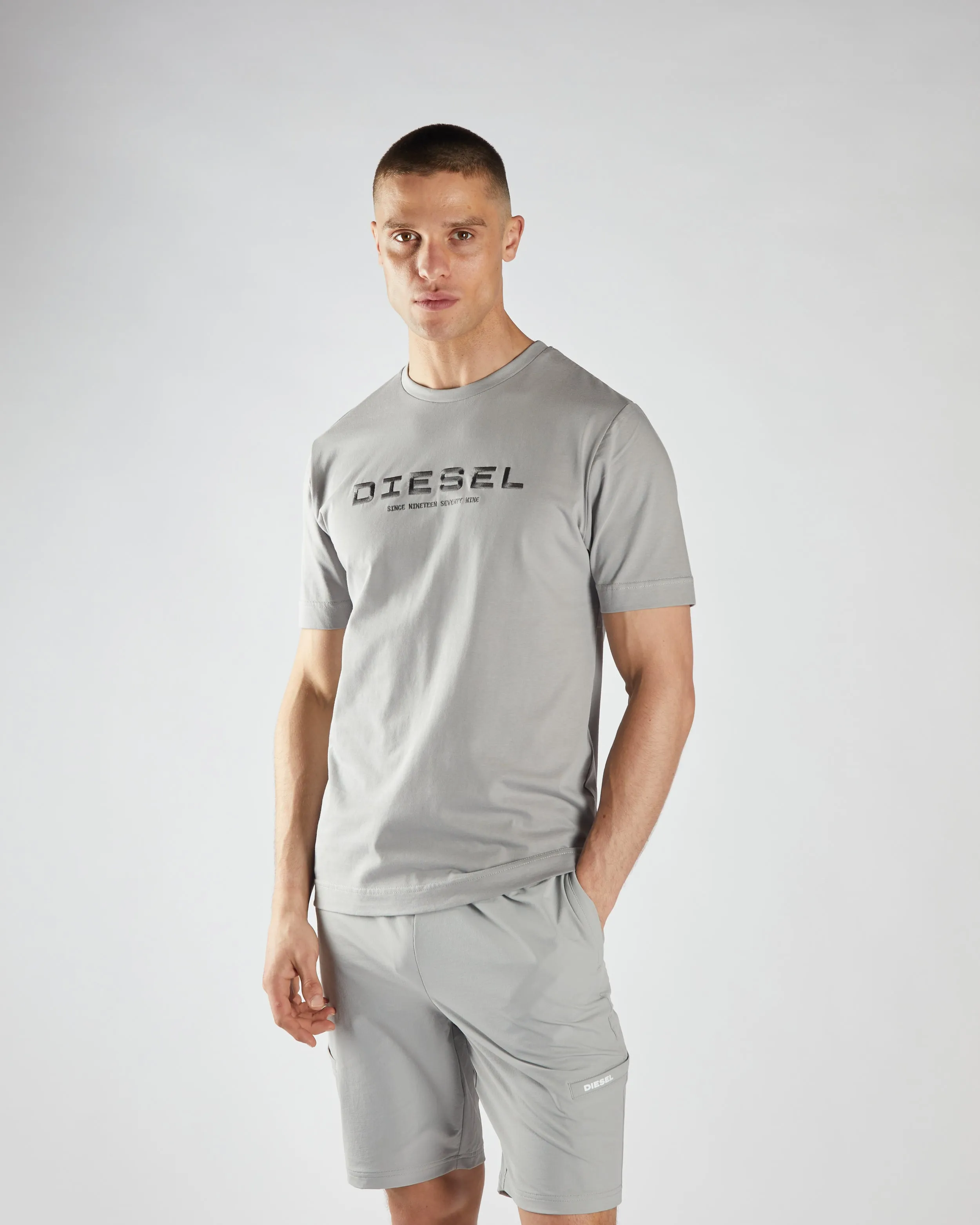 Iggy Tee Sharkfin