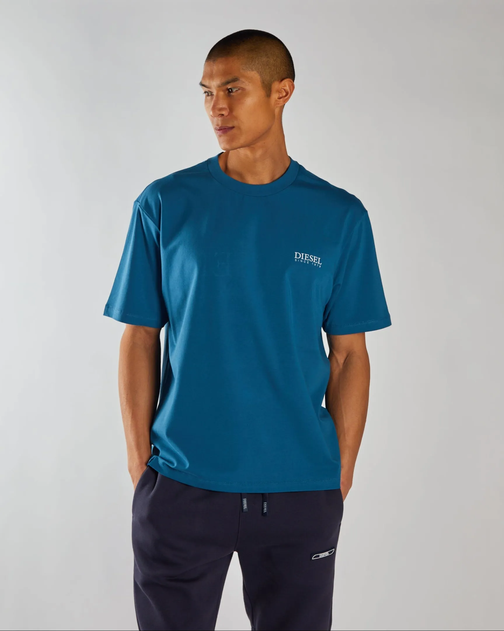 Lee Tee Midnight