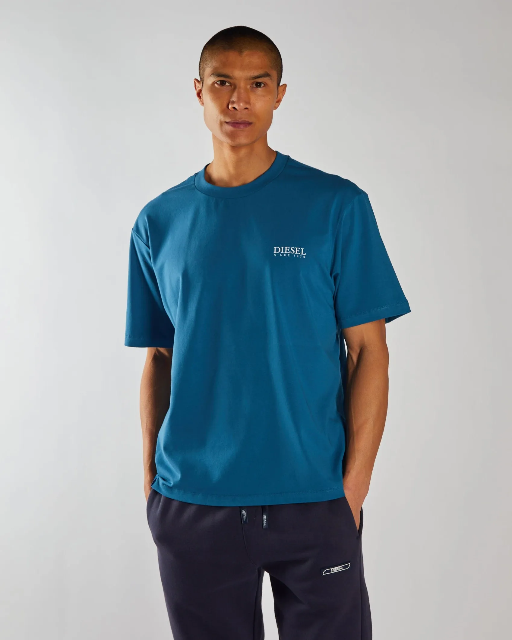 Lee Tee Midnight