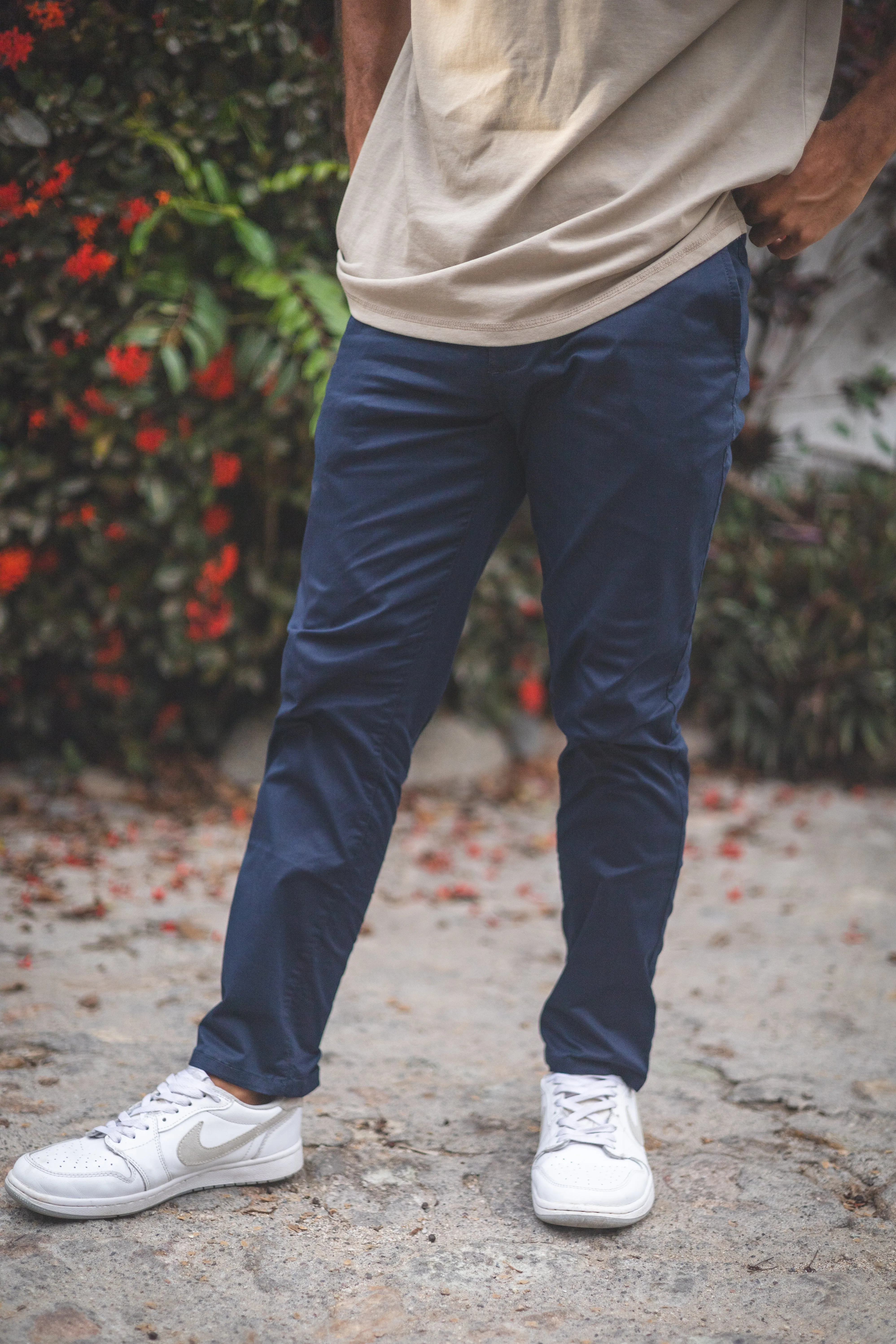 Lightweight Stretch Chino Navy