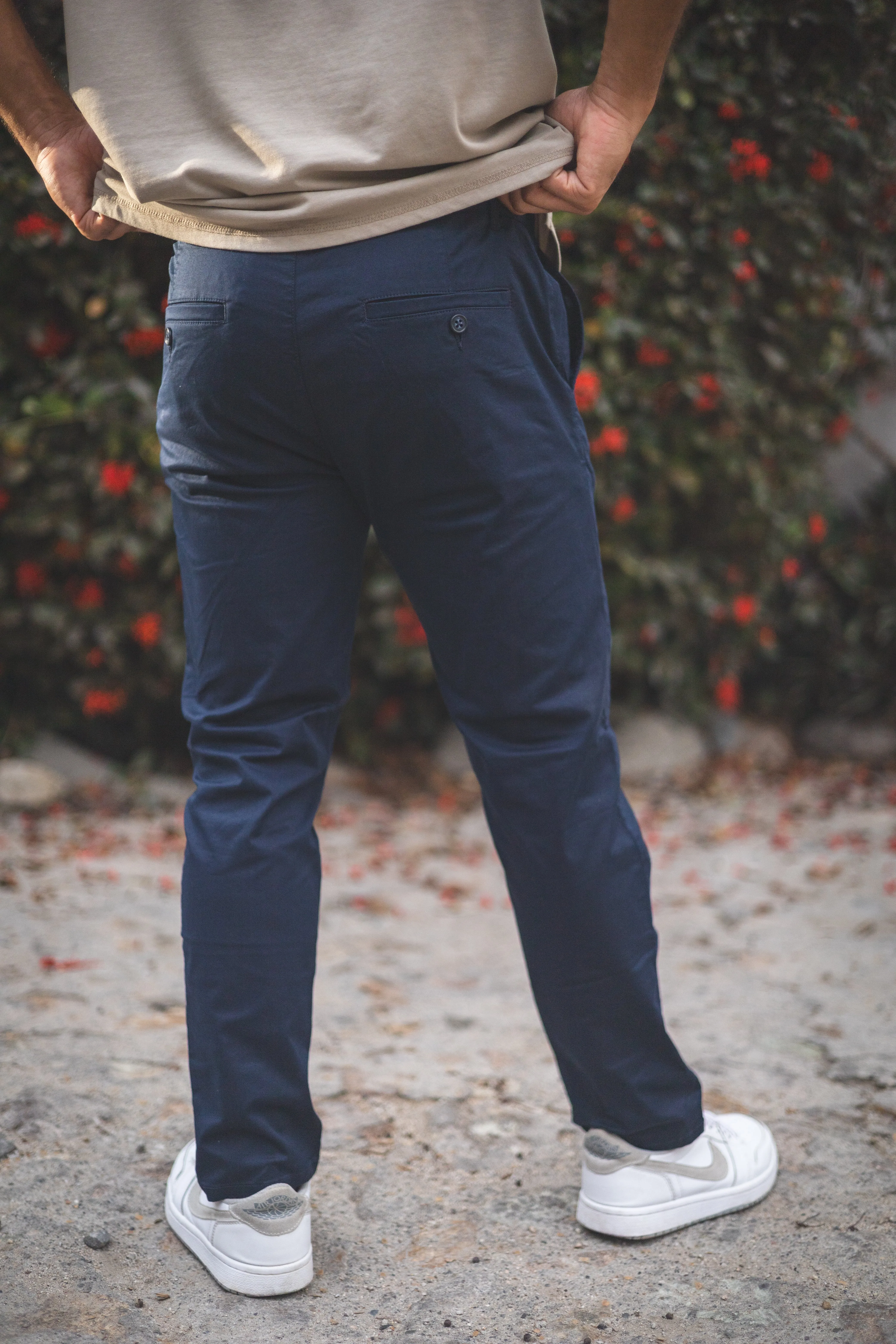 Lightweight Stretch Chino Navy