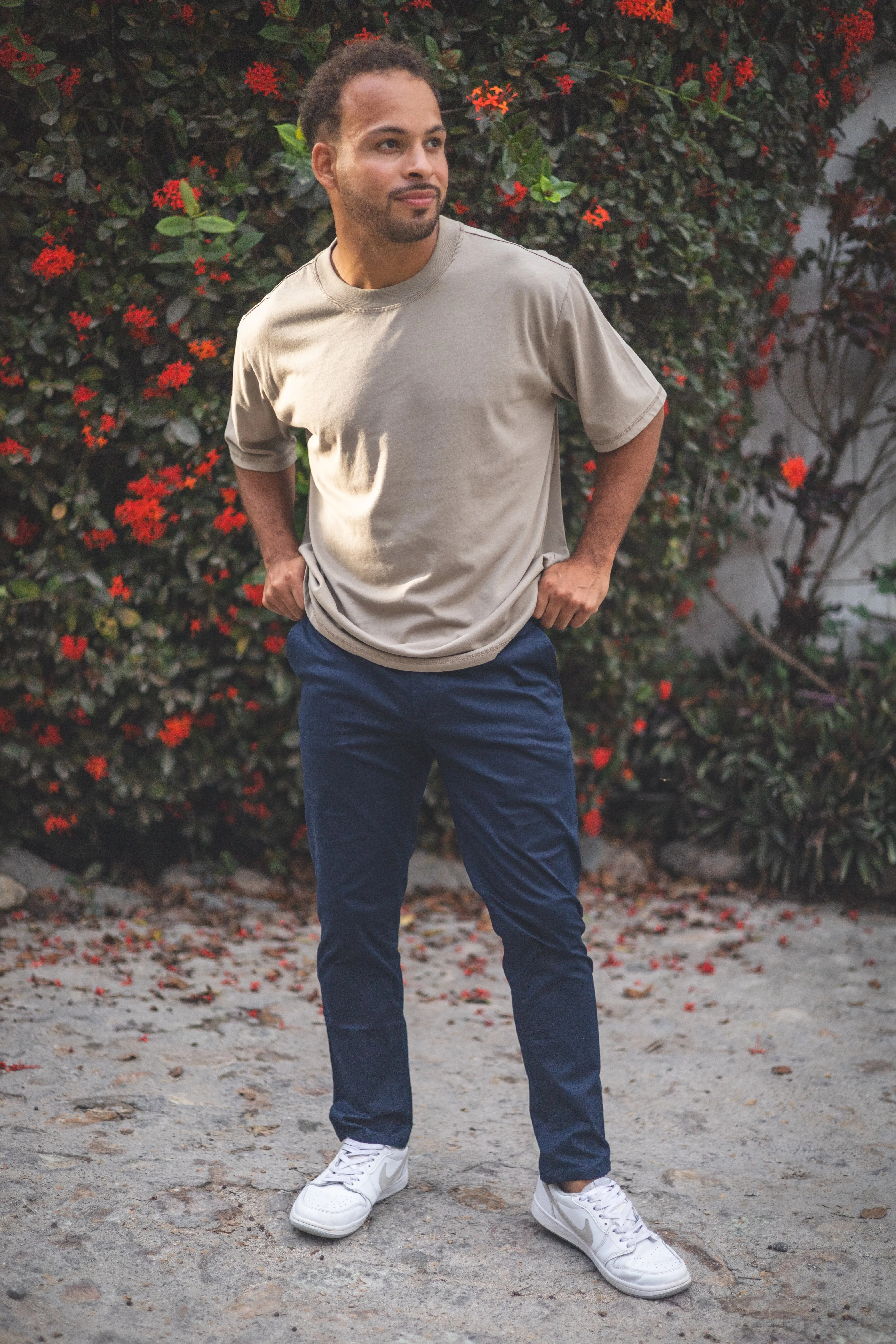 Lightweight Stretch Chino Navy