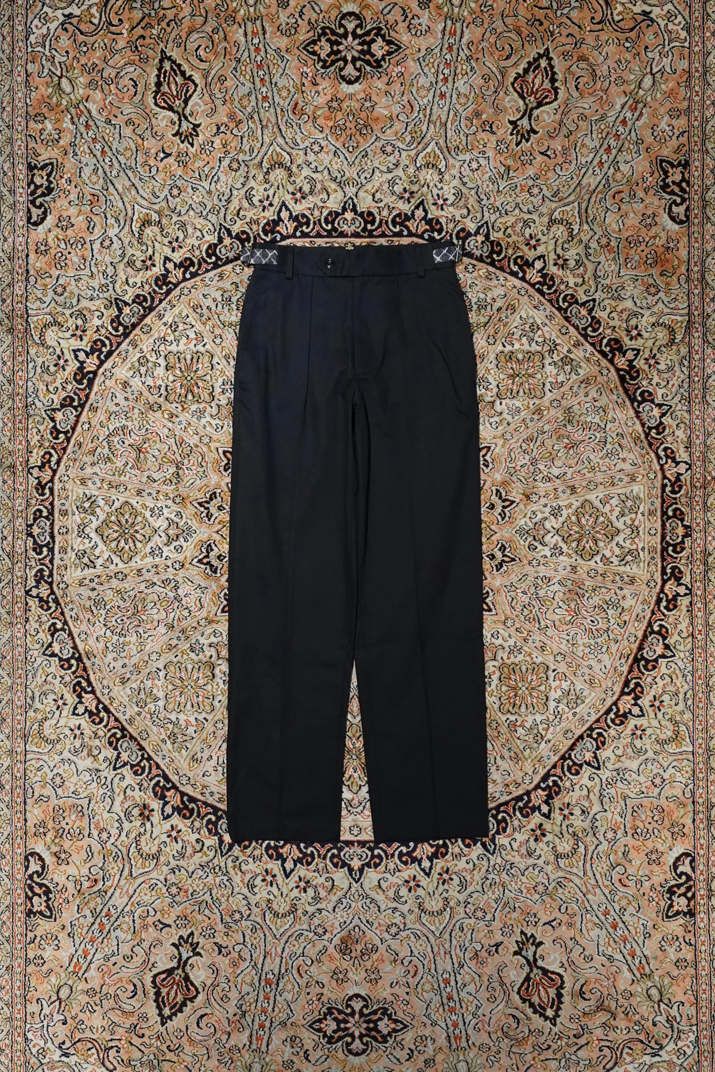 NICHOLAS DALEY TWO POCKET STRAIGHT LEG TROUSER (BLACK / ARGYLE)