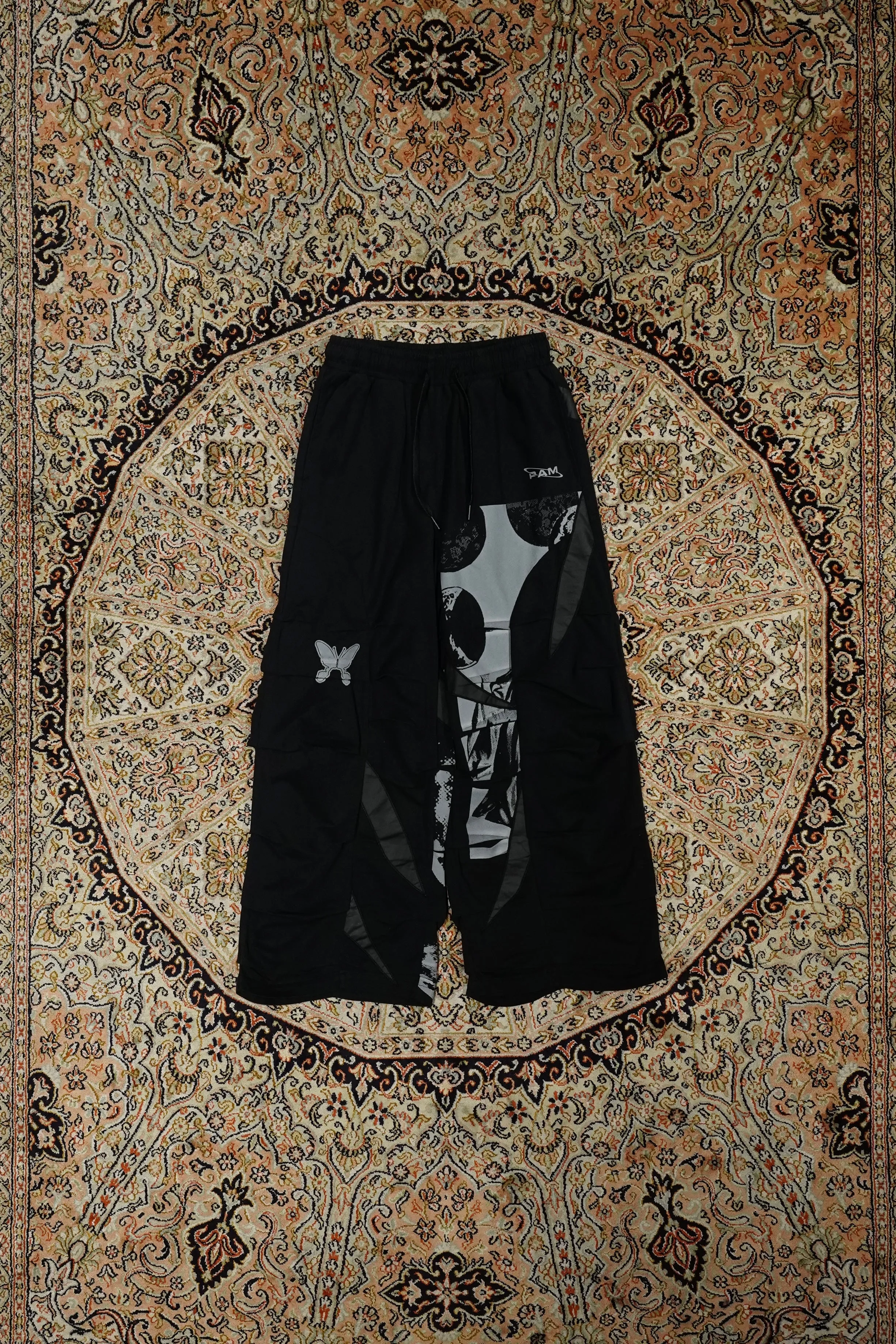 P.A.M EQUNOX FLOWER PANTS (BLACK)