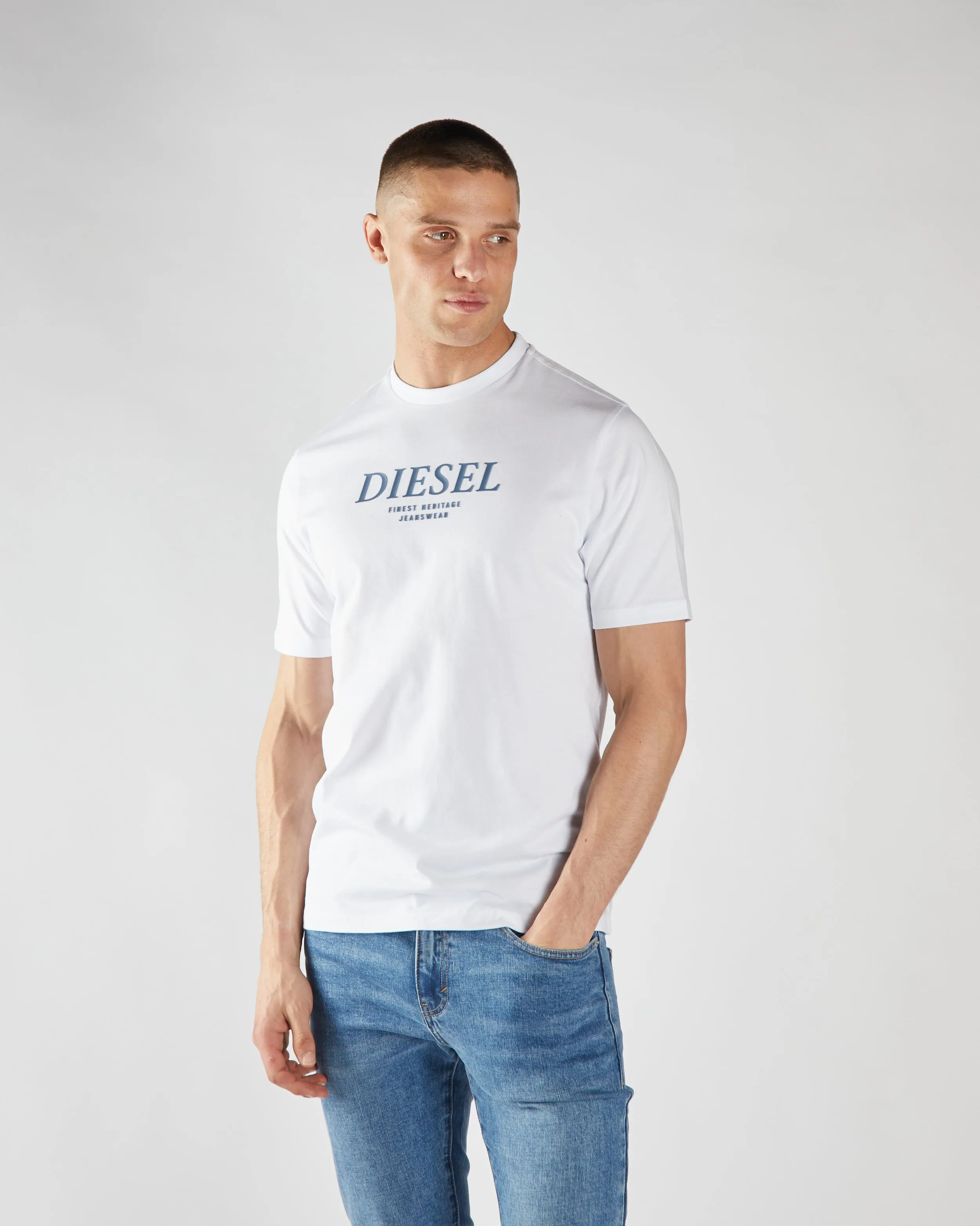 Peak Tee Optic White