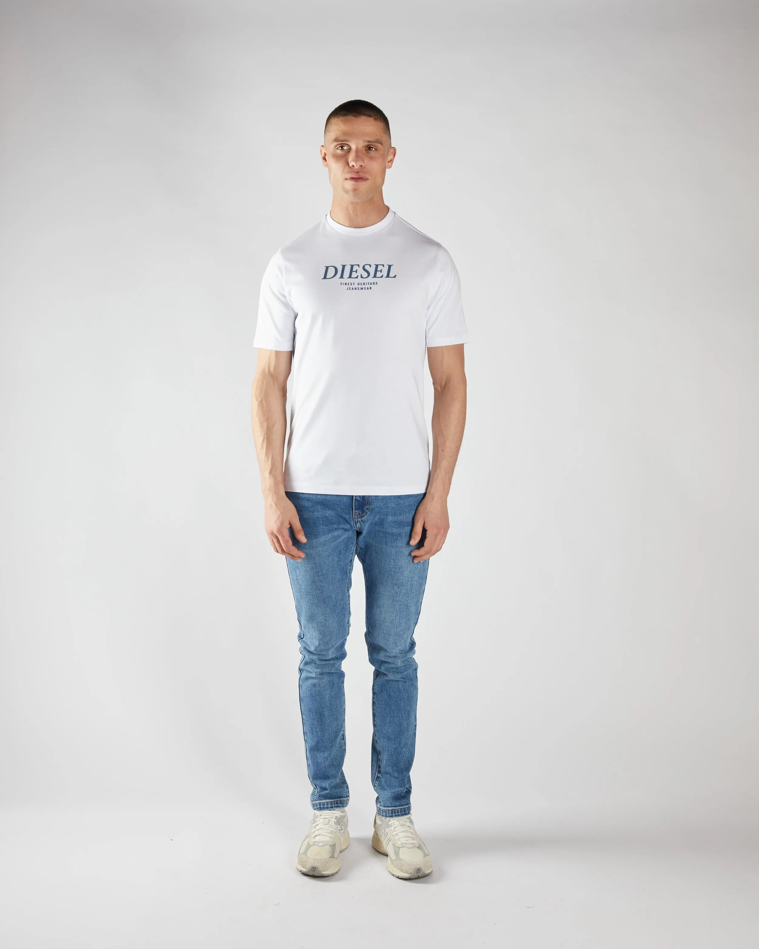 Peak Tee Optic White