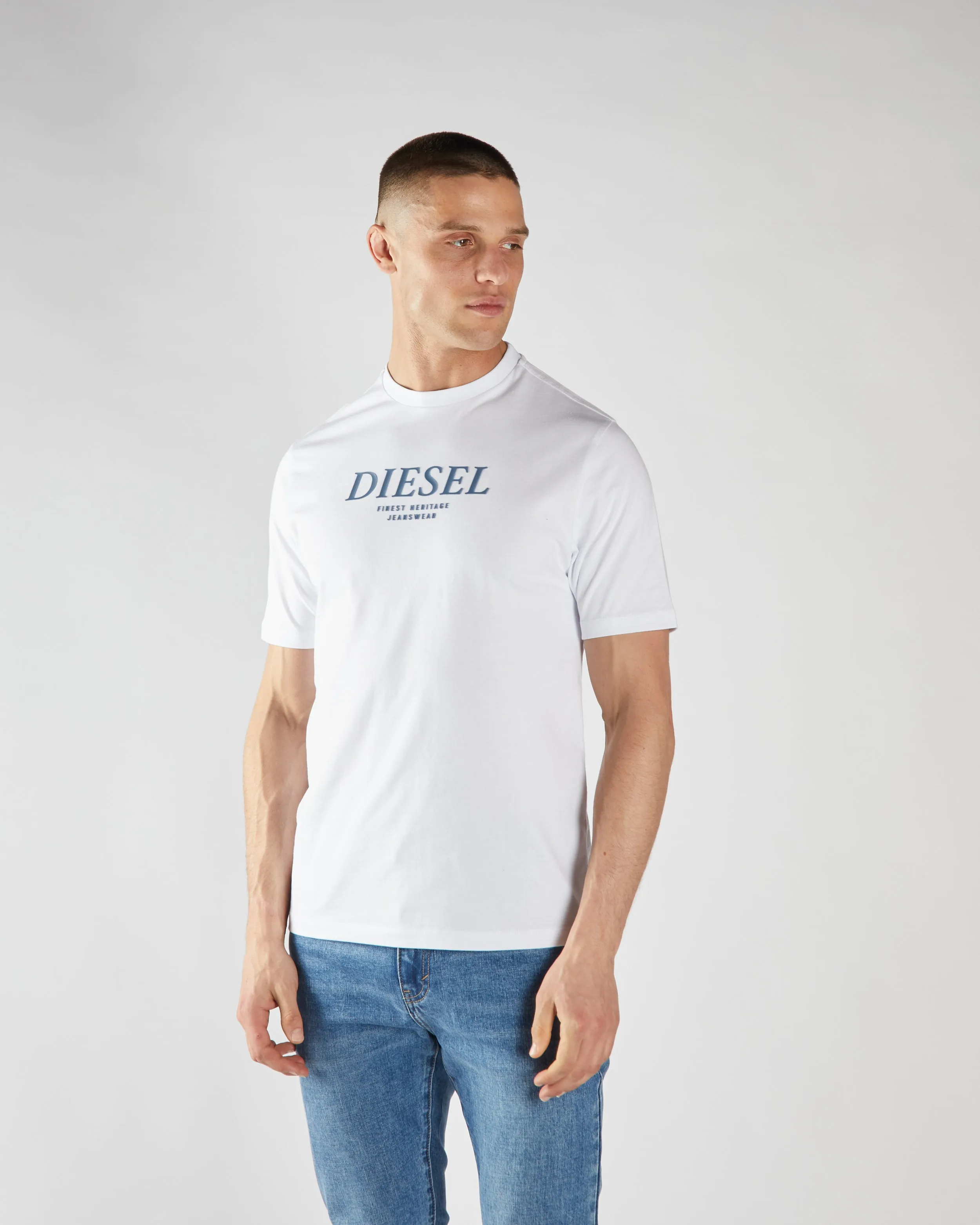 Peak Tee Optic White