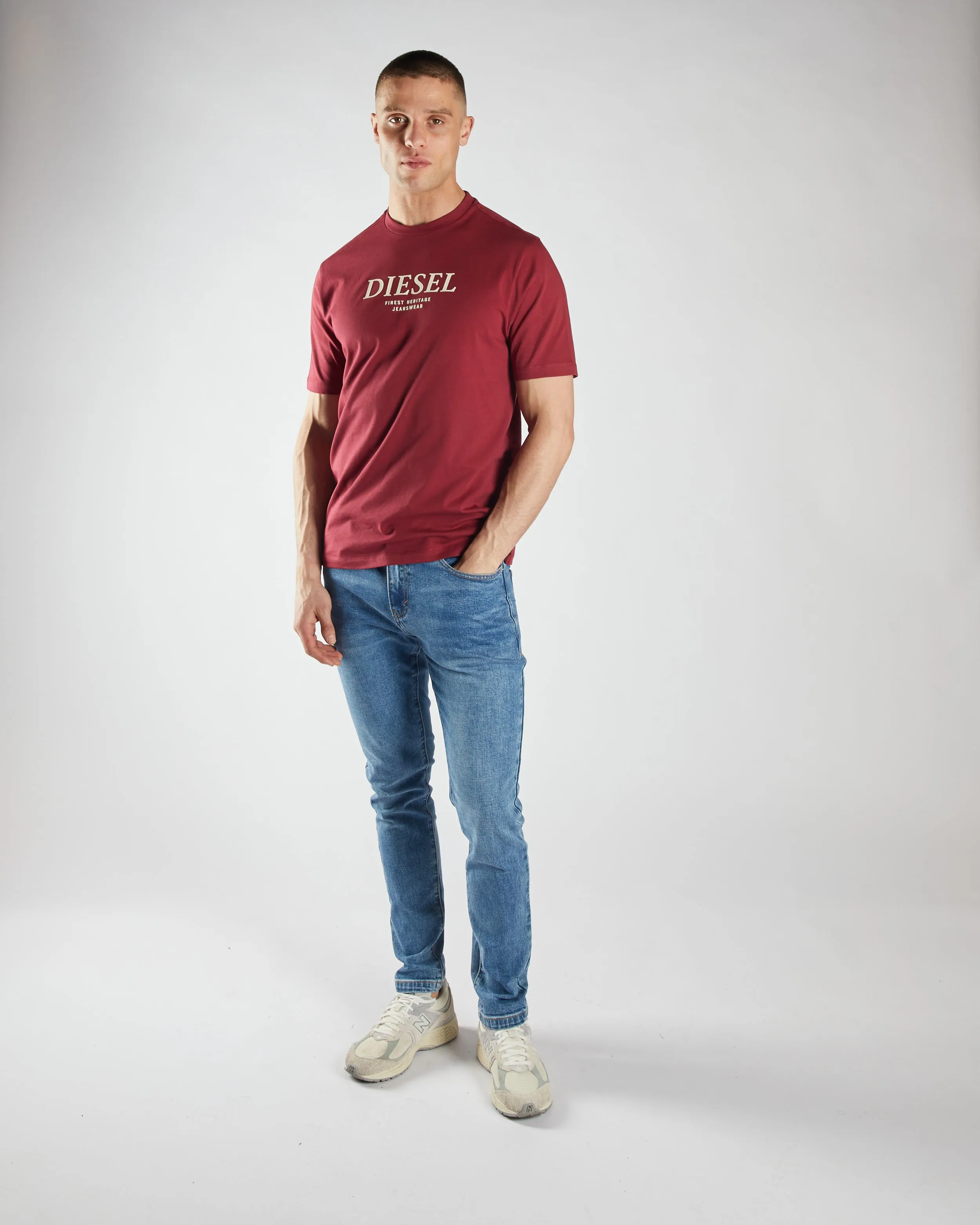 Peak Tee Tibetan Red