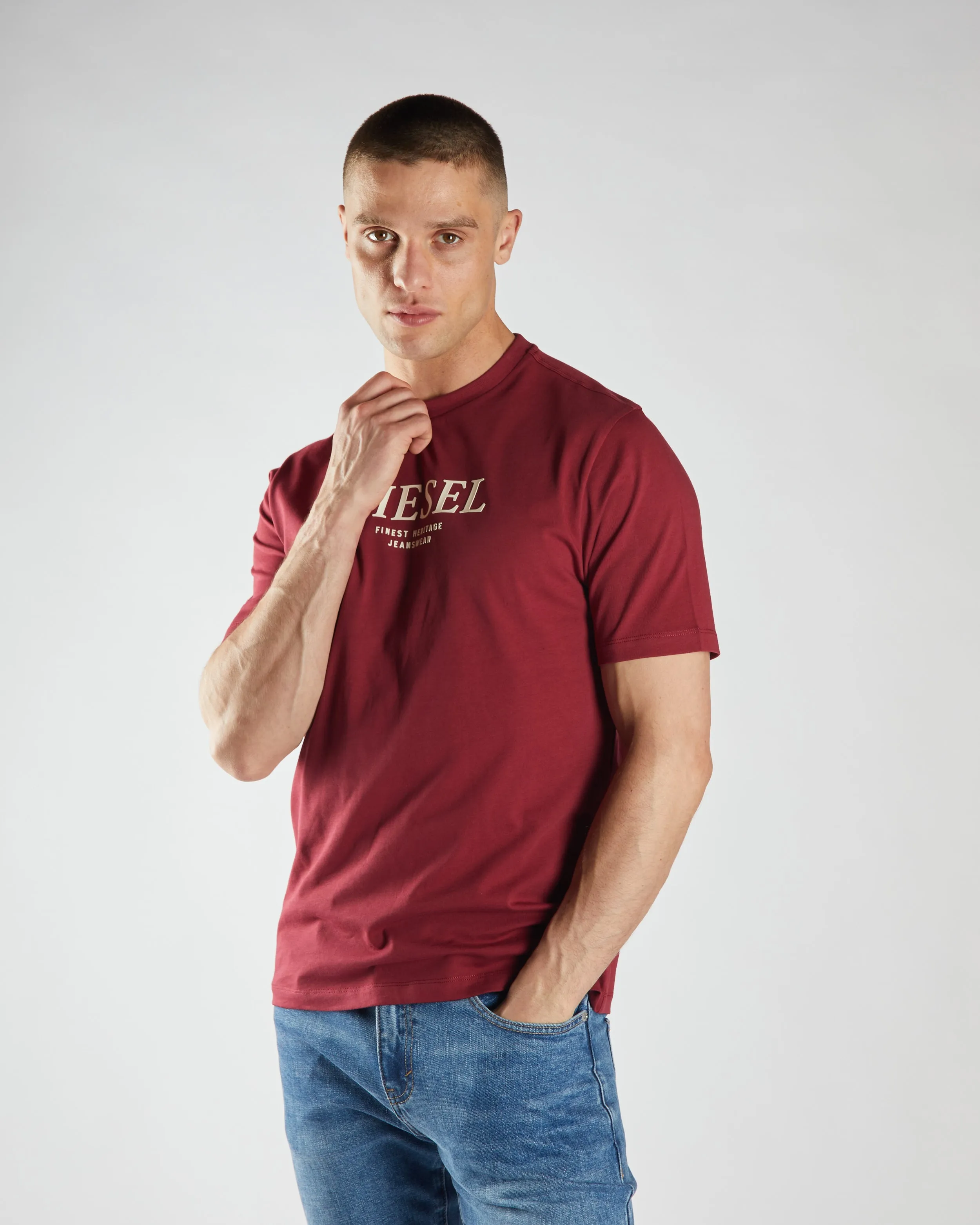 Peak Tee Tibetan Red