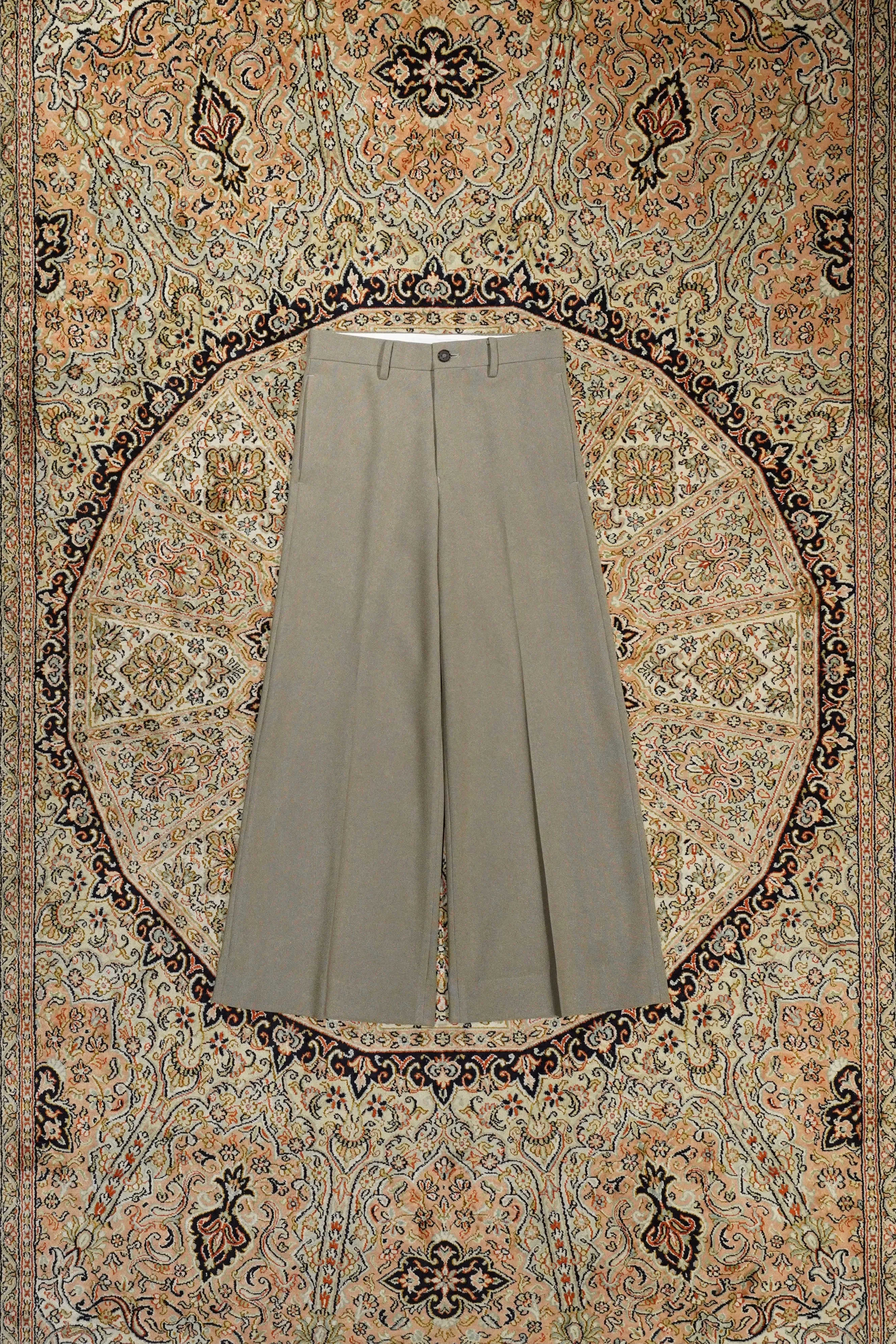 Sasquatchfabrix. "FLARE SILHOUETTE" SLACKS (KHAKI)
