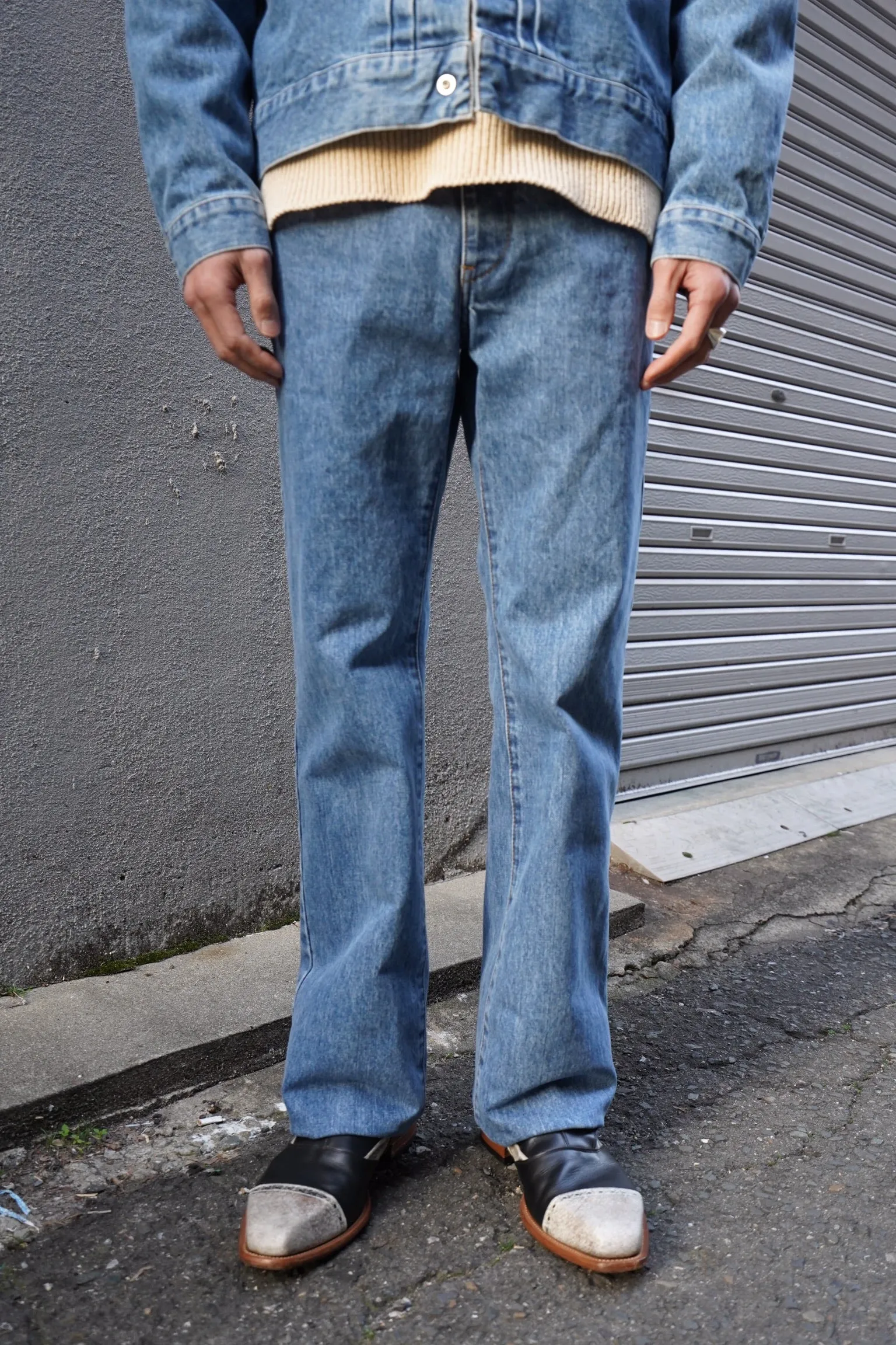 Semi Flare Bleaching Denim PT (L.BLUE)