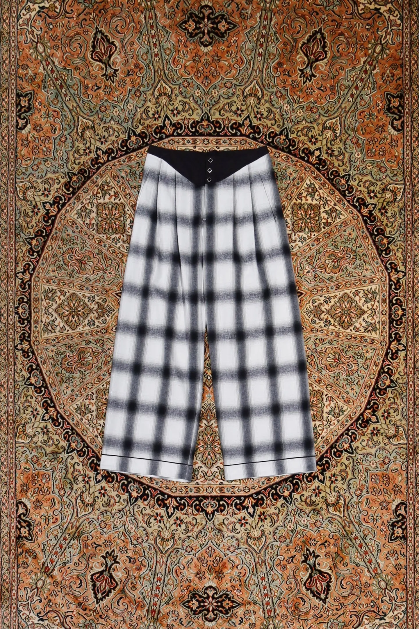 SOLARIS&Co. RODEO OMBRE PANTS - WASTELAND(WHITE??BLACK)
