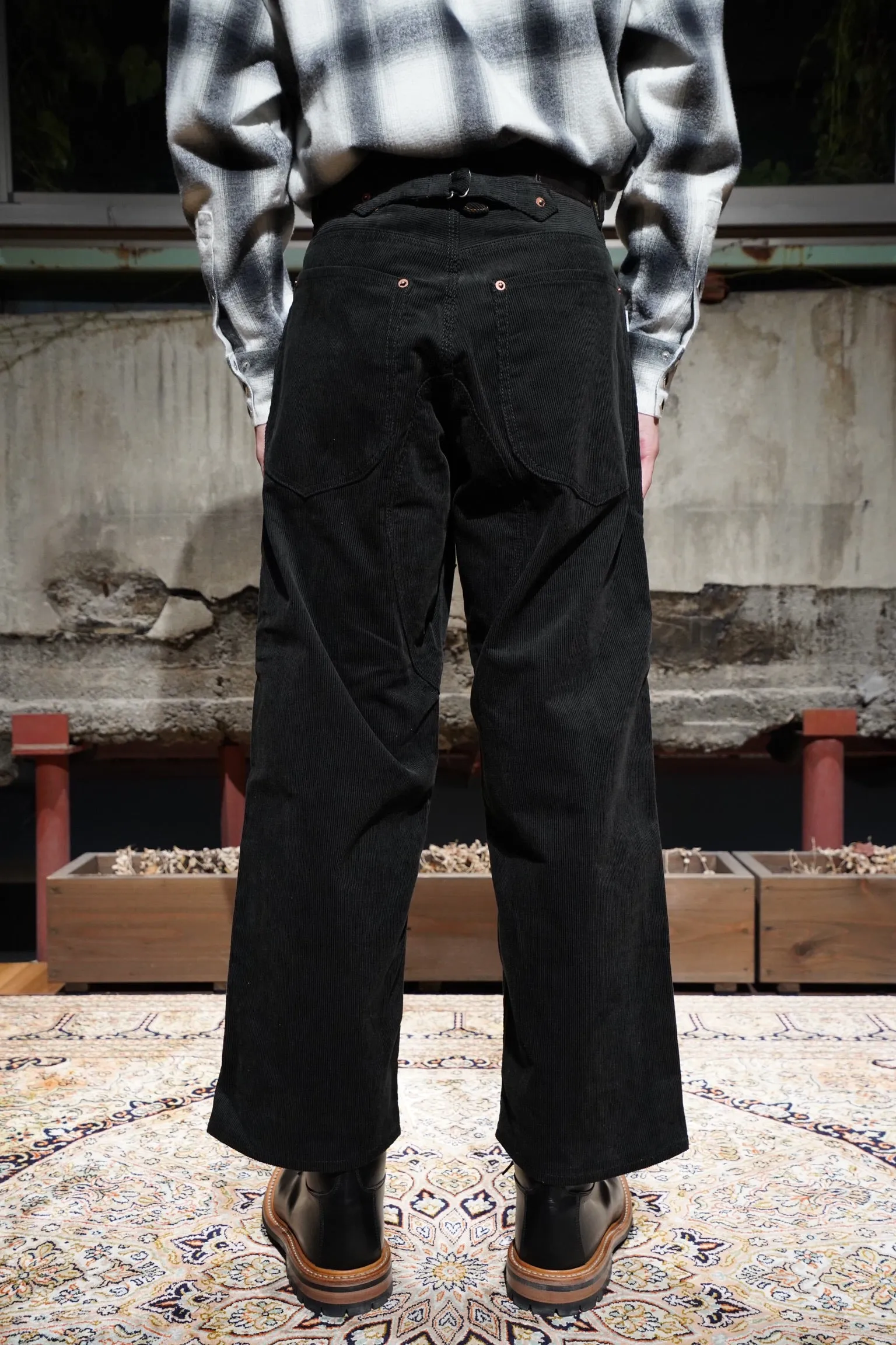 SUGARHILL CORDUROY DOUBLE KNEE DENIM PANTS (BLACK)