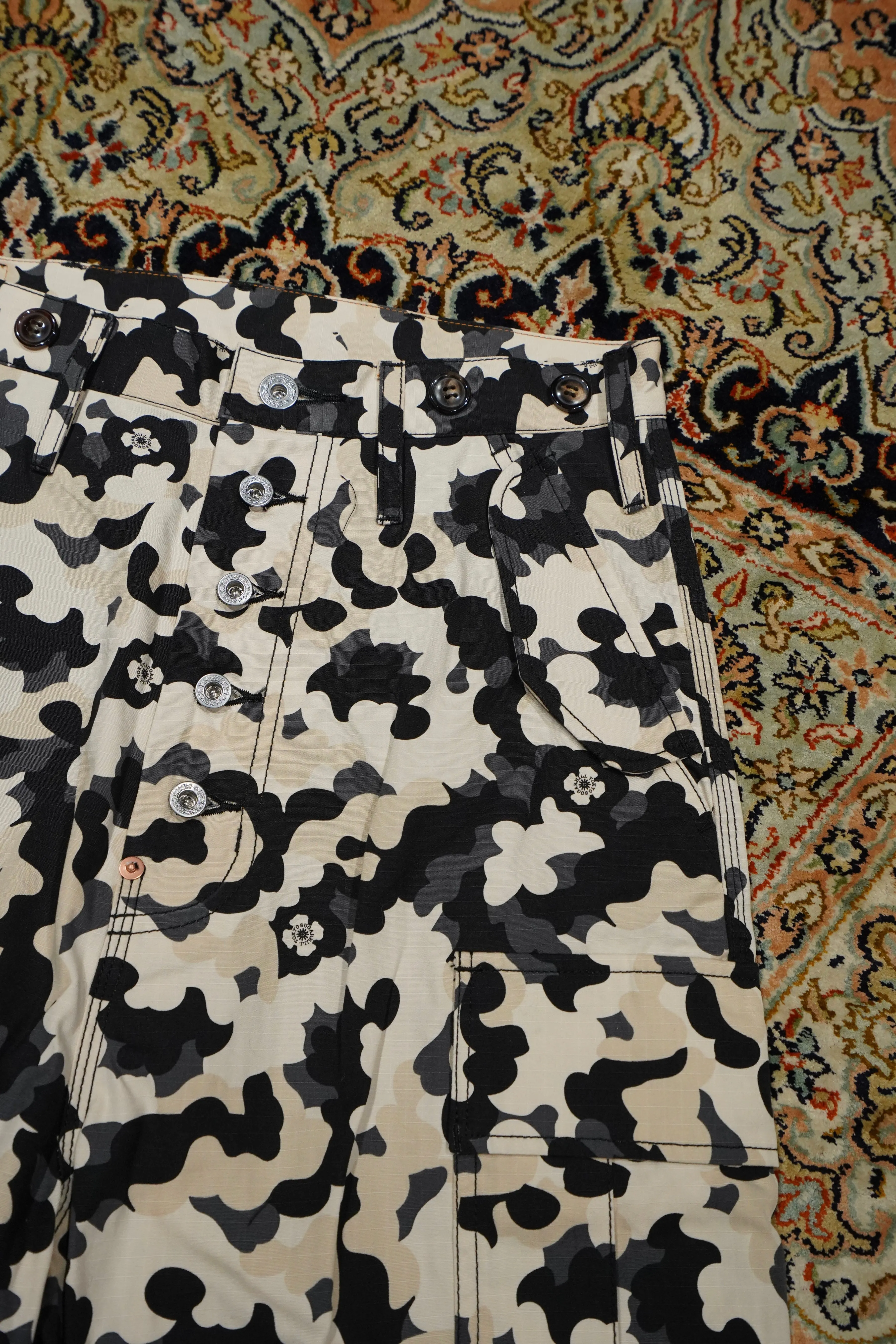 SUGARHILL FLOWER CAMO CARGO TROUSERS (BEIGE CAMO)