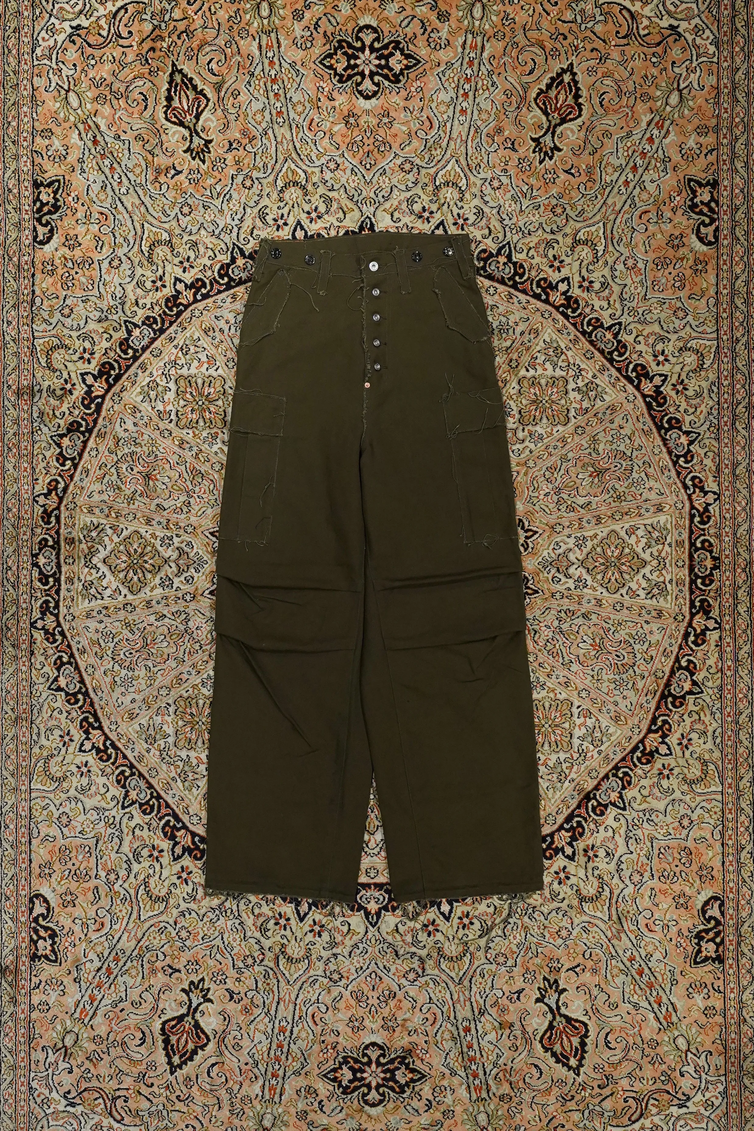 SUGARHILL RAW-EDGE CANVAS CARGO PANTS (DARK KHAKI)