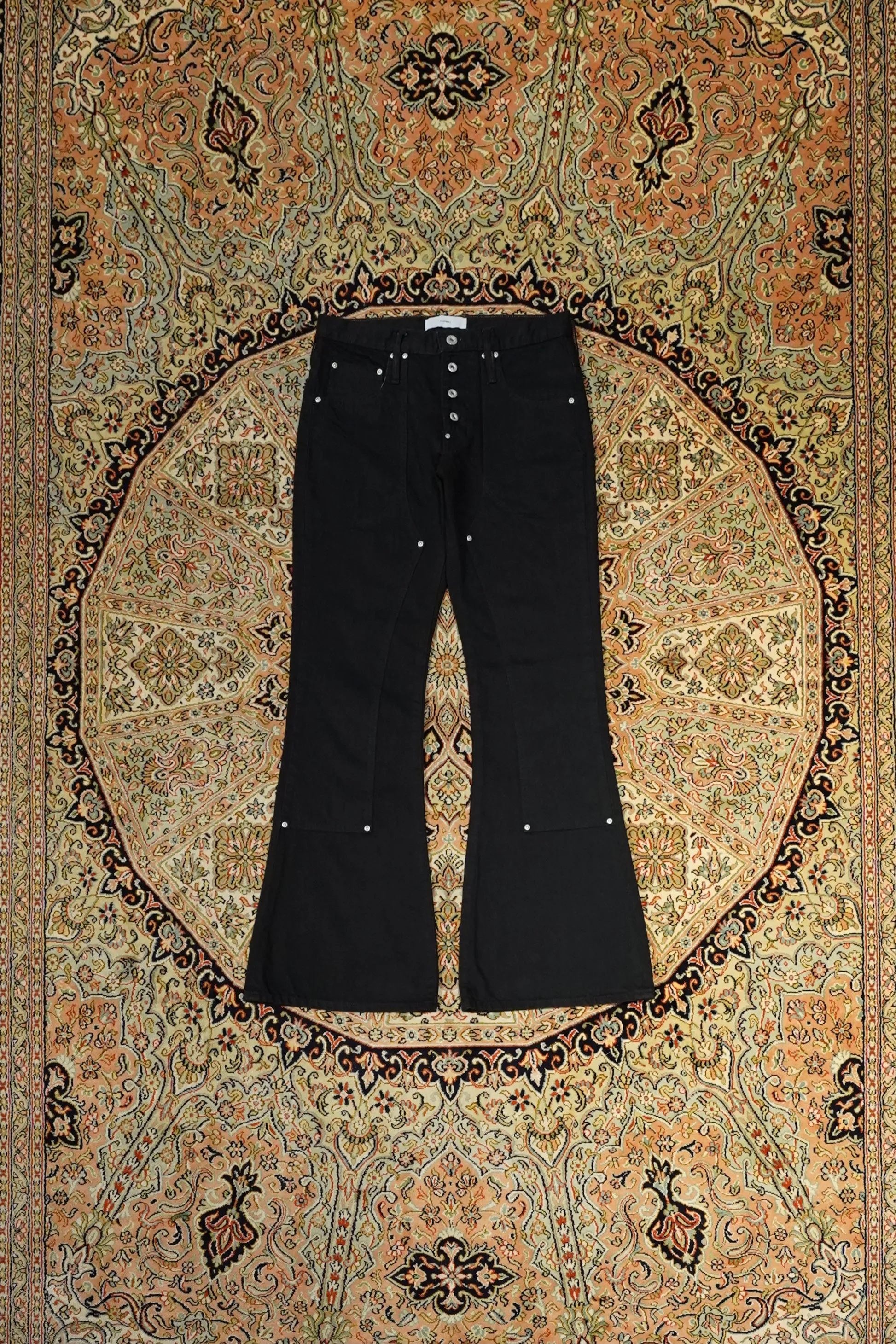 SUGARHILL WASHED DOUBLE KNEE BELL BOTOM PANTS (BLACK)