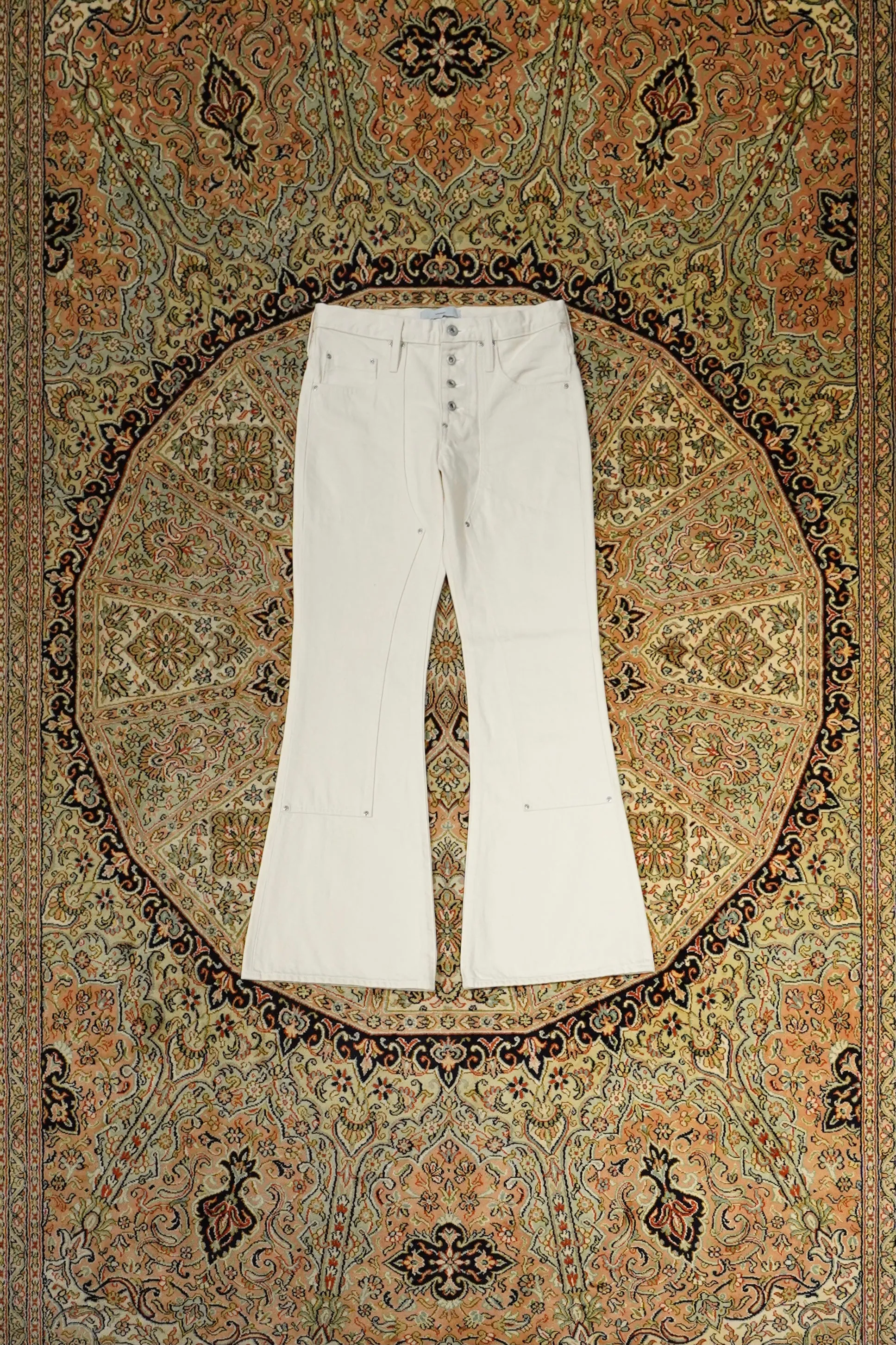 SUGARHILL WASHED DOUBLE KNEE BELL BOTOM PANTS (OFF WHITE)