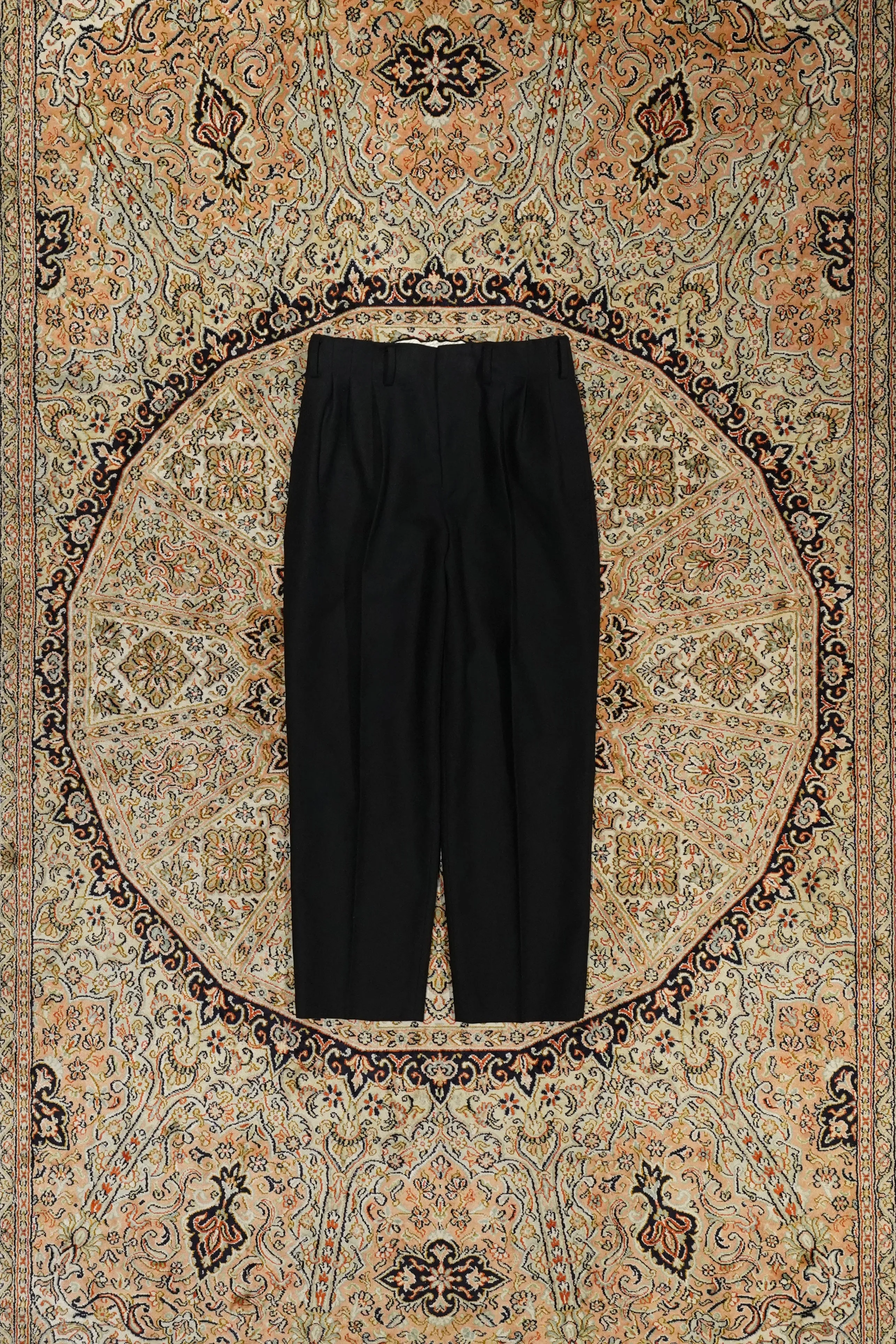 UJOH 3Tuck Stitch PNT (BLACK)